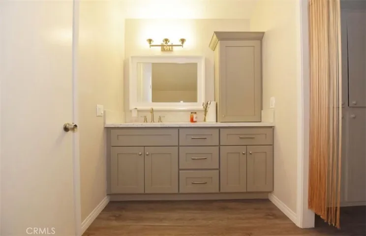 155 Pineview, Irvine, California 92620