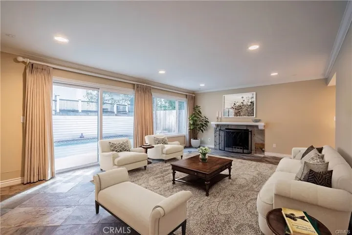 22840 Sparrowdell, Calabasas, California 91302