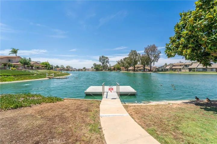 1382 Via Santiago D, Corona, California 92882