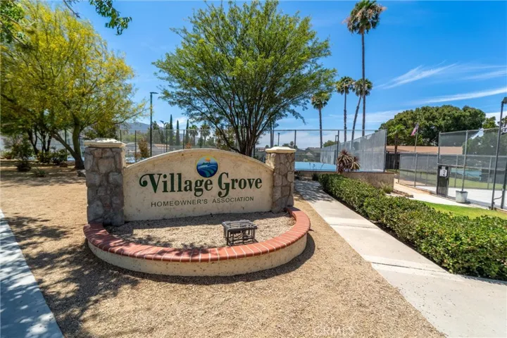 1382 Via Santiago D, Corona, California 92882