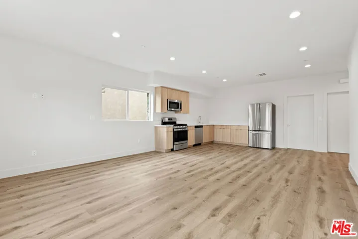 6937 Simpson Avenue 1/2, Los Angeles, California 91605