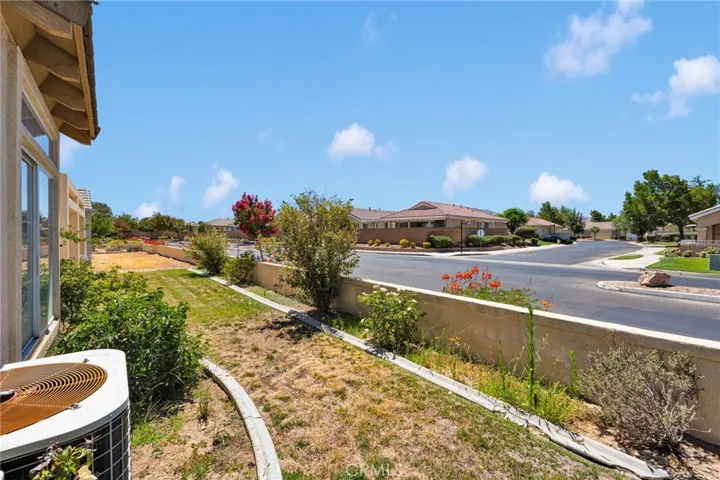19591 Rolling Green, Apple Valley, California 92308