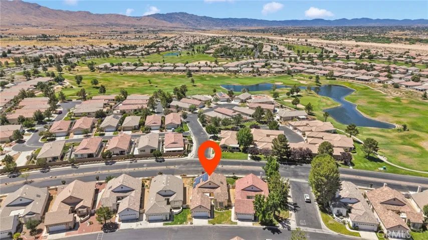 19591 Rolling Green, Apple Valley, California 92308