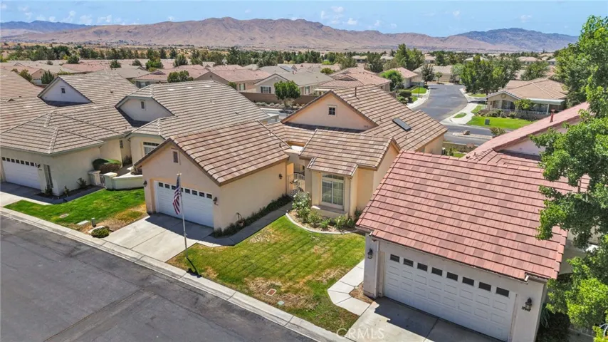 19591 Rolling Green, Apple Valley, California 92308
