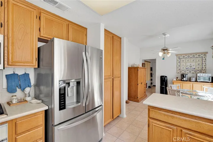 19591 Rolling Green, Apple Valley, California 92308