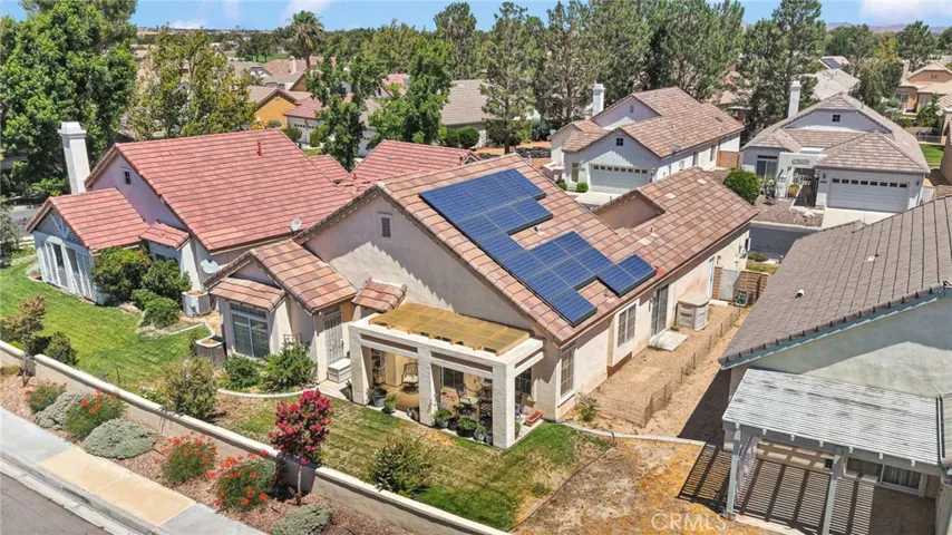 19591 Rolling Green, Apple Valley, California 92308