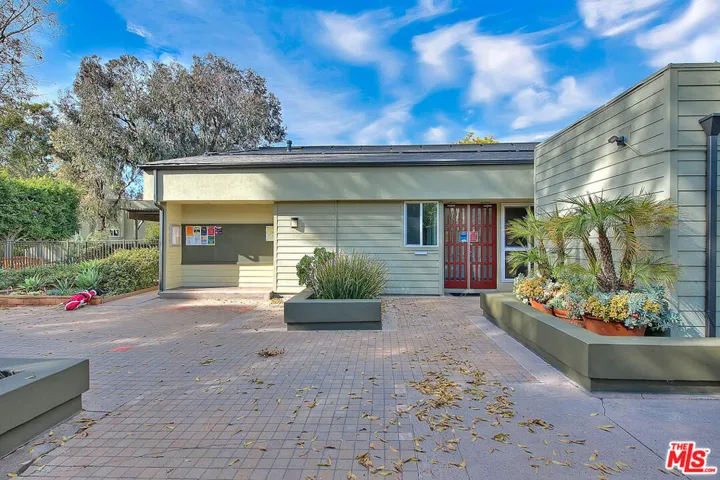 4822 Hollow Corner Road 177, Culver City, California 90230