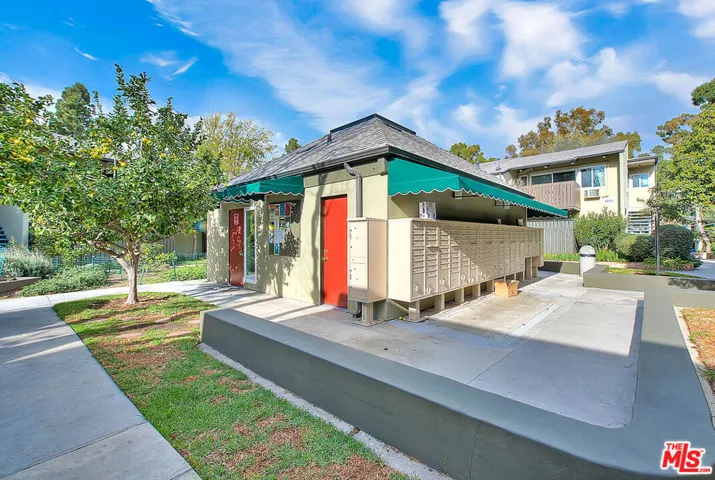 4822 Hollow Corner Road 177, Culver City, California 90230