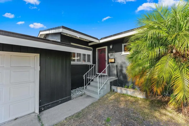 1105 Kelton, San Diego, California 92114