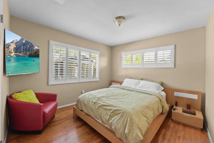 1105 Kelton, San Diego, California 92114