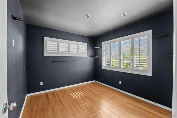 1105 Kelton, San Diego, California 92114