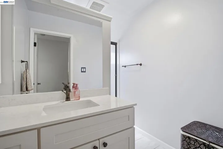 40280 Landon Ave., Fremont, California 94538-2419