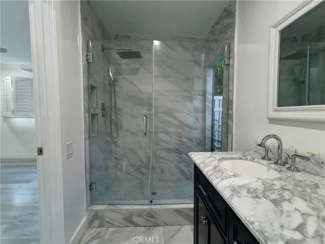 7049 Semrad Road, West Hills, California 91307