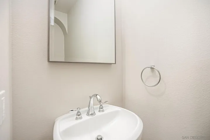 11355 Copperleaf, San Diego, California 92124