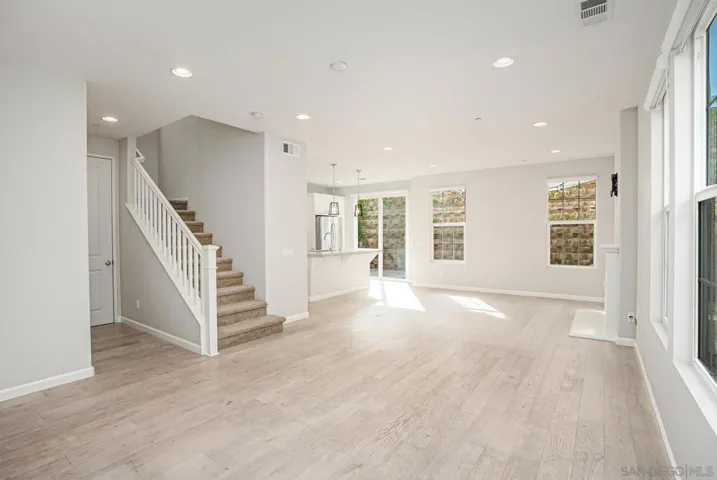 11355 Copperleaf, San Diego, California 92124