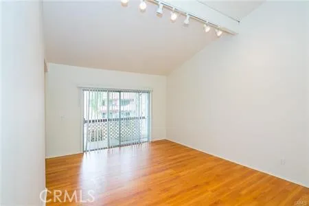700 W La Veta Avenue R6, Orange, California 92868