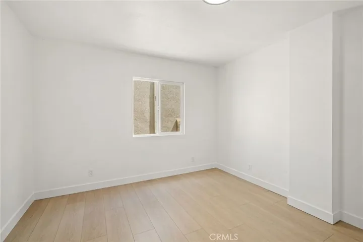 7010 Lennox Avenue C, Van Nuys, California 91405