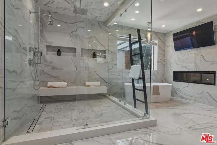 4233 Costello Avenue, Sherman Oaks, California 91423