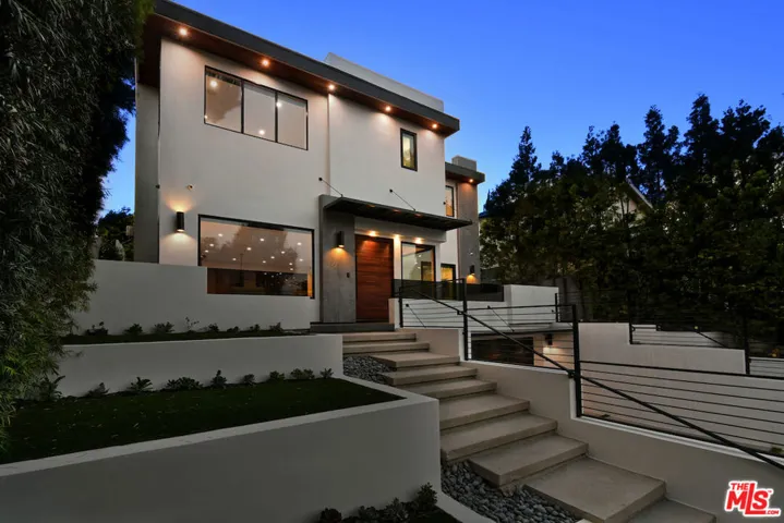 4233 Costello Avenue, Sherman Oaks, California 91423