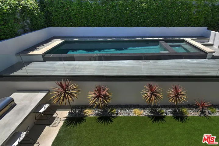 4233 Costello Avenue, Sherman Oaks, California 91423