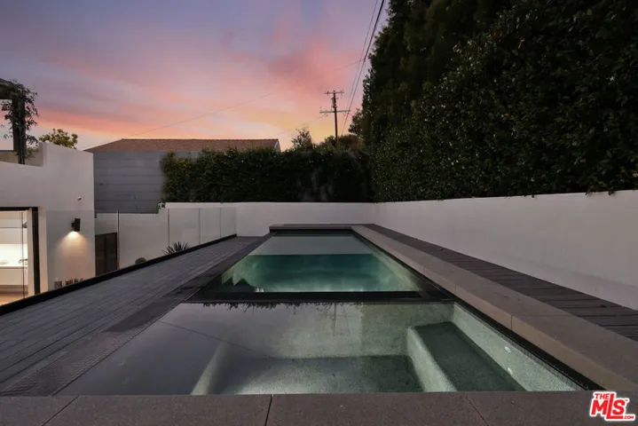 4233 Costello Avenue, Sherman Oaks, California 91423