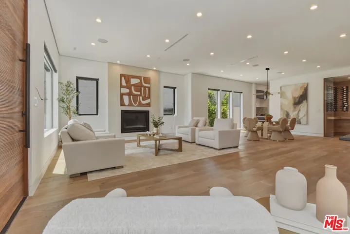 4233 Costello Avenue, Sherman Oaks, California 91423