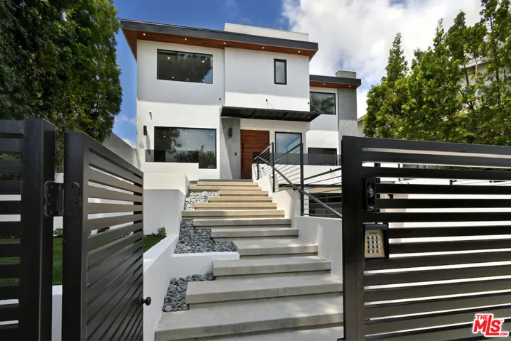4233 Costello Avenue, Sherman Oaks, California 91423
