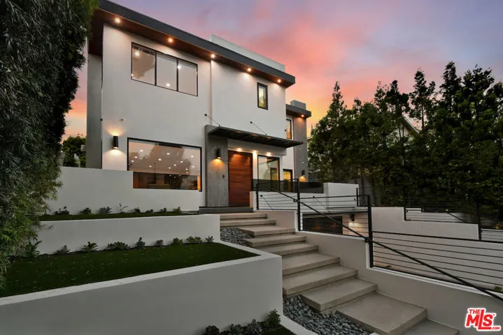 4233 Costello Avenue, Sherman Oaks, California 91423