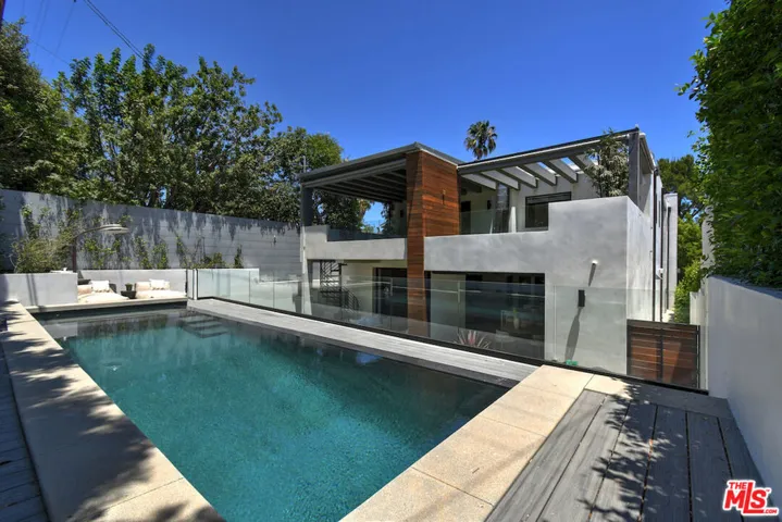 4233 Costello Avenue, Sherman Oaks, California 91423