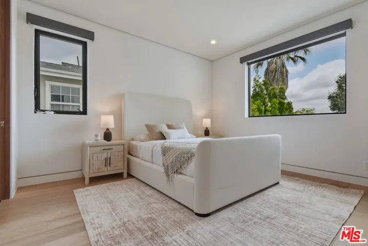 4233 Costello Avenue, Sherman Oaks, California 91423