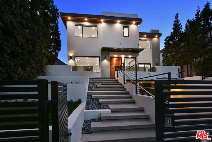 4233 Costello Avenue, Sherman Oaks, California 91423