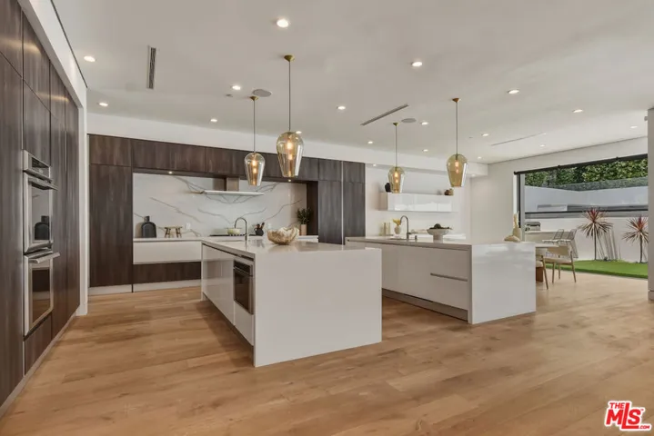 4233 Costello Avenue, Sherman Oaks, California 91423
