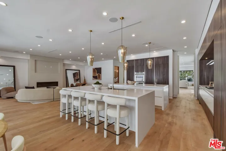 4233 Costello Avenue, Sherman Oaks, California 91423