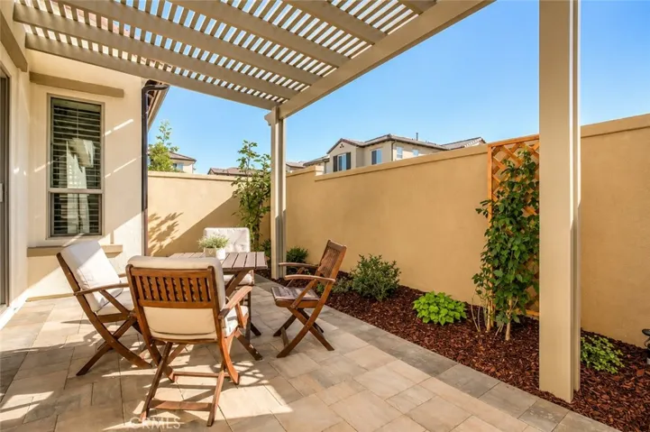 217 Primrose, Lake Forest, California 92610