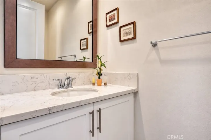217 Primrose, Lake Forest, California 92610