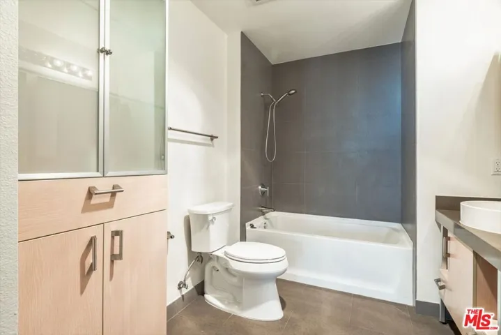 1234 Wilshire Boulevard 405, Los Angeles, California 90017
