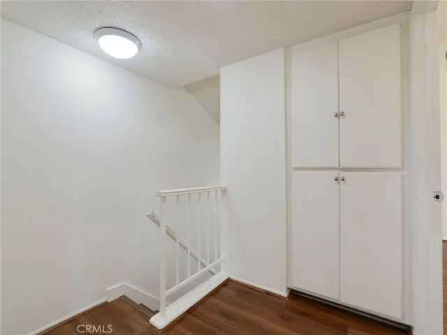18954 Sherman Way 9, Reseda, California 91335