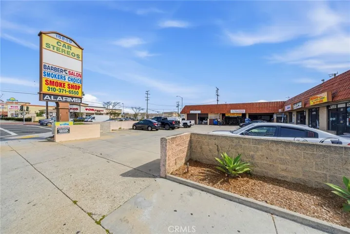 15802 Hawthorne, Lawndale, California 90260