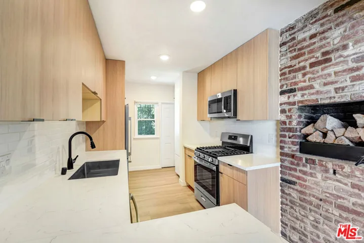 8907 Harratt Street, West Hollywood, California 90069