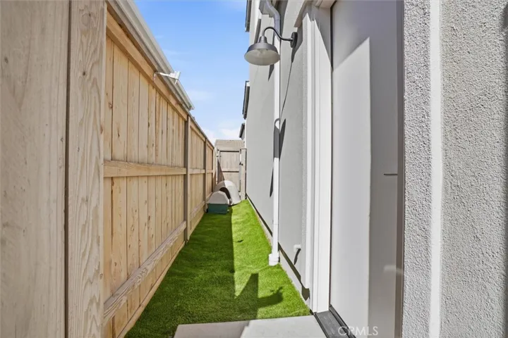 195 Tango Way, San Luis Obispo, California 93401