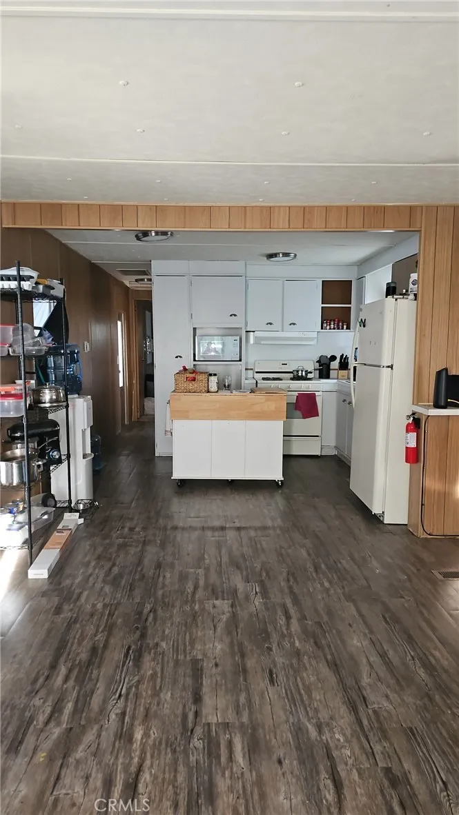 701 Montara Road 51, Barstow, California 92311 — photo 4