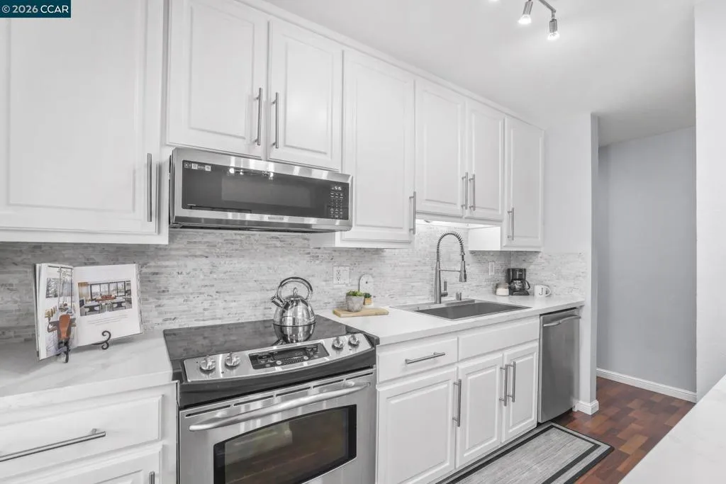 2560 Walnut Blvd 24, Walnut Creek, California 94596 — photo 4