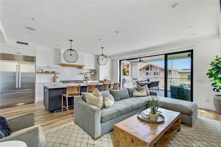 115 41st Street, Newport Beach, California 92663