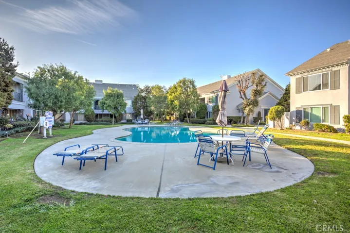 1610 S. Pomona C15, Fullerton, California 92832