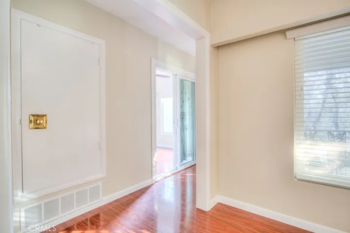 1610 S. Pomona C15, Fullerton, California 92832