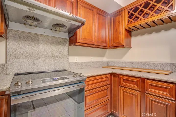 1610 S. Pomona C15, Fullerton, California 92832