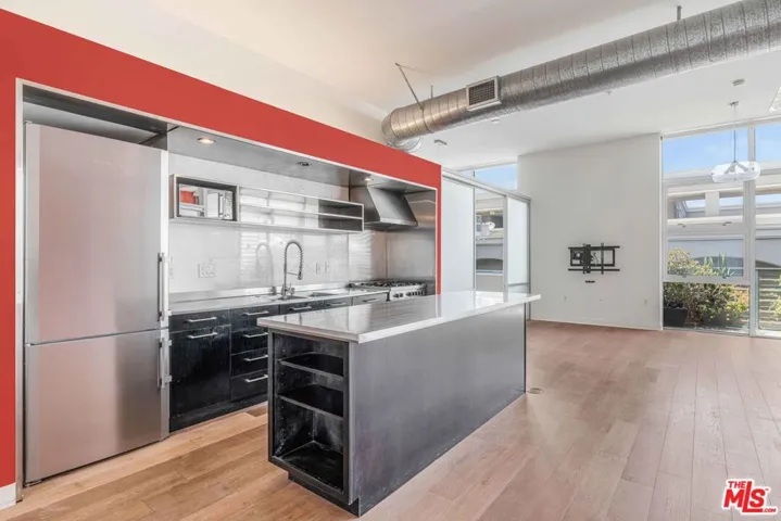 4080 Glencoe Avenue 407, Marina Del Rey, California 90292