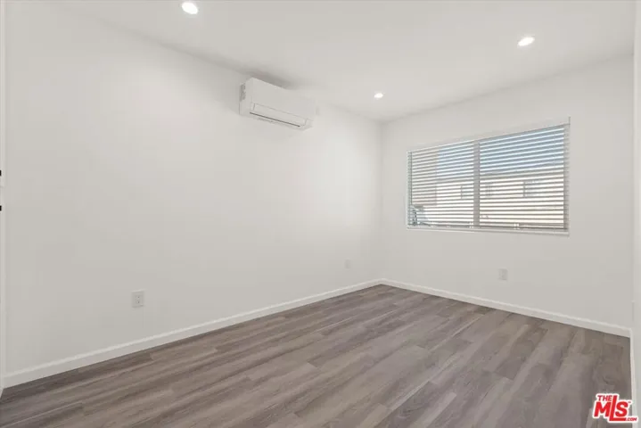1904 11th Street 8, Santa Monica, California 90404