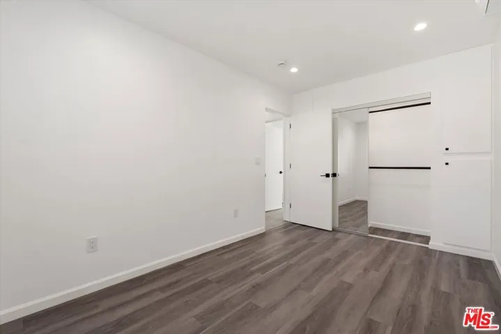 1904 11th Street 8, Santa Monica, California 90404