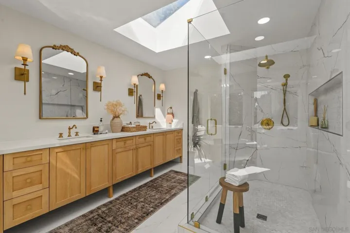 Primary Bath/Spa
